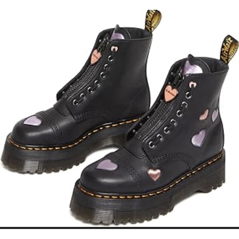 Dr. Martens Sinclair Heart Platform Boots in Black Leather Women's Size 7 NWNT